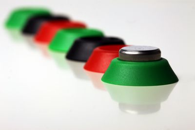 Puntos de control para control de rondas de colores verde, negro y rojo